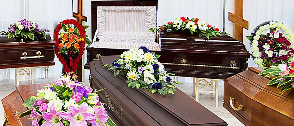 Crematie of begrafenis? Je zult de prijzen van 2022 nooit geloven